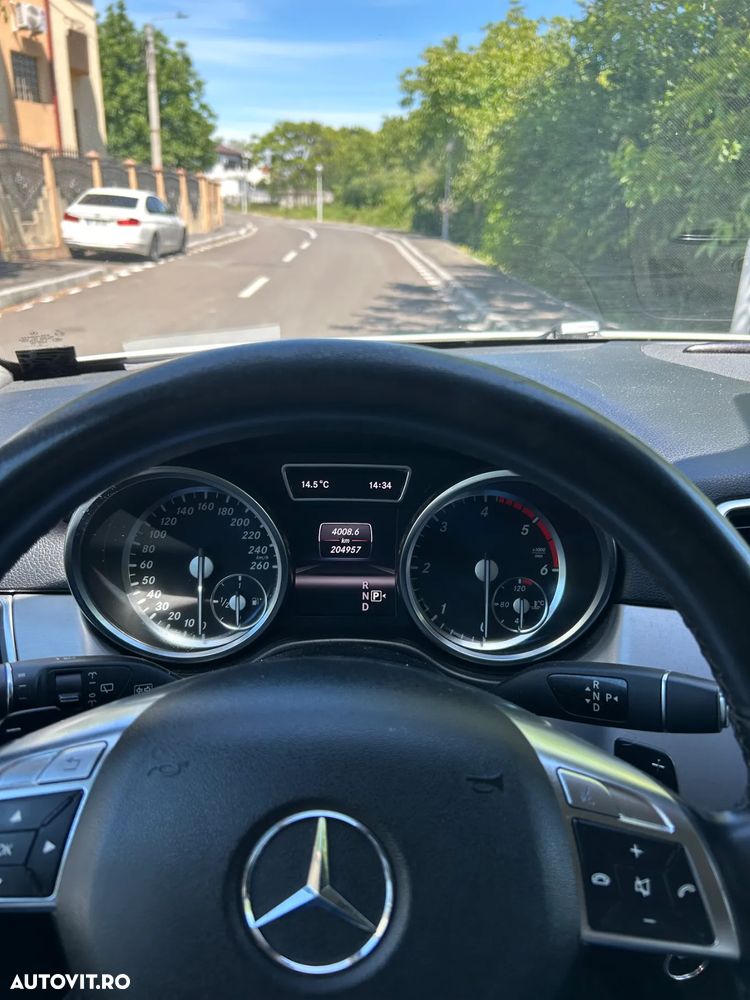 Mercedes-Benz ML 350 BlueTec 4MATIC Aut - 8