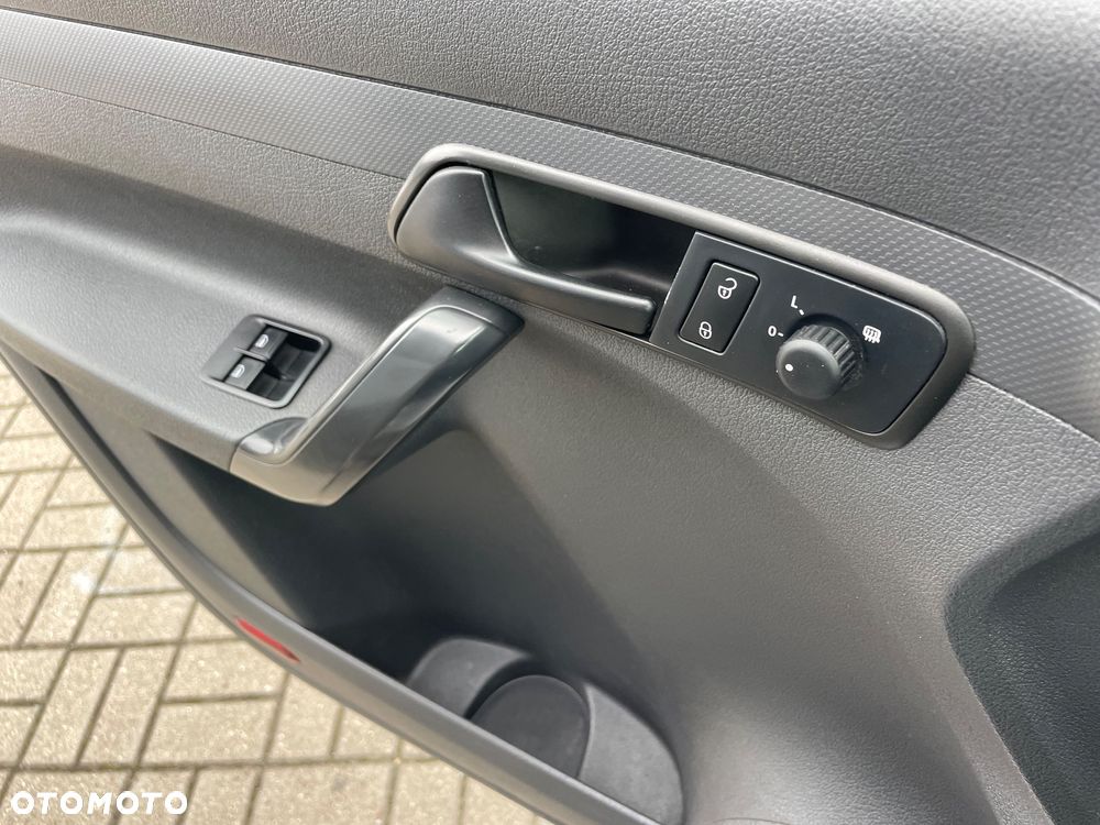 Volkswagen caddy - 12