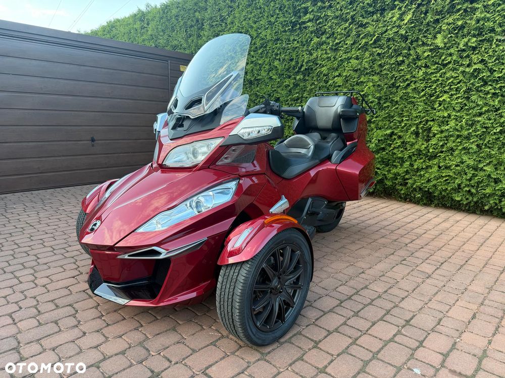 Can-Am Spyder - 1