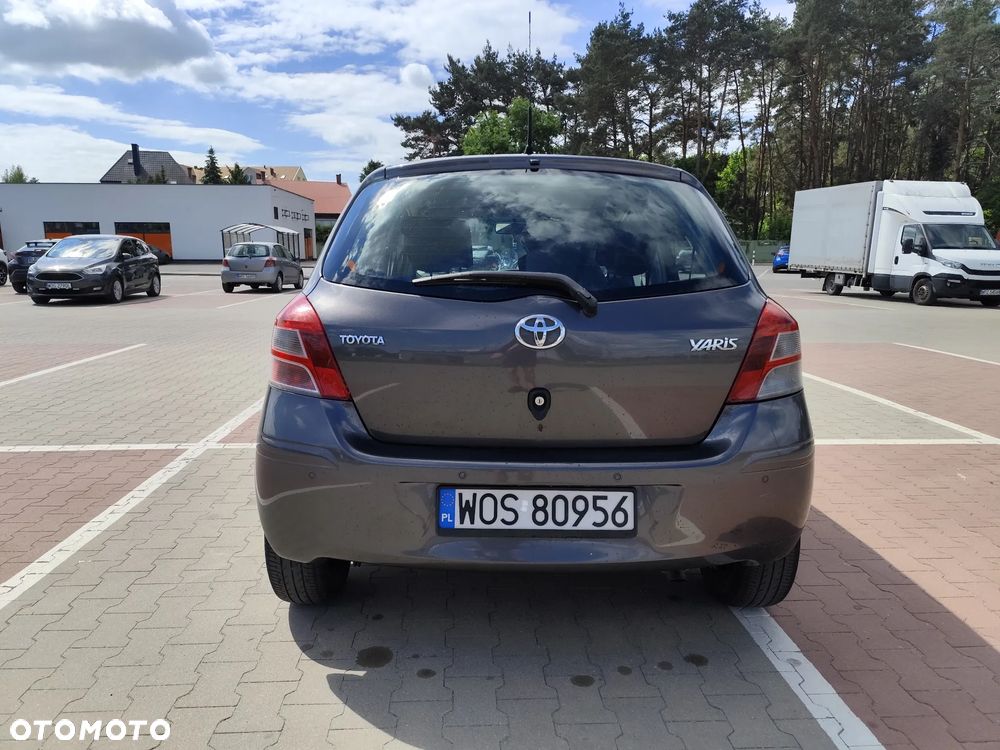 Toyota Yaris 1.4 D-4D Life - 12