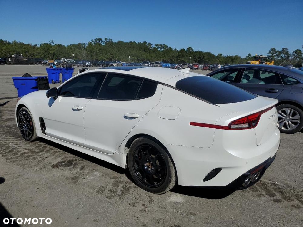 Kia Stinger 3.3 T-GDI AWD OPF GT - 4