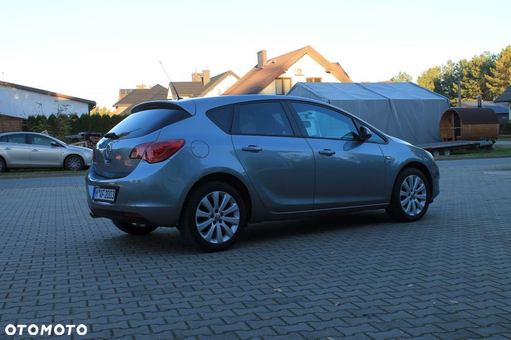 Opel Astra - 21