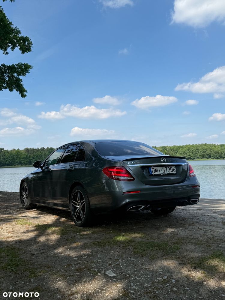 Mercedes-Benz Klasa E 220 d 9G-TRONIC - 3