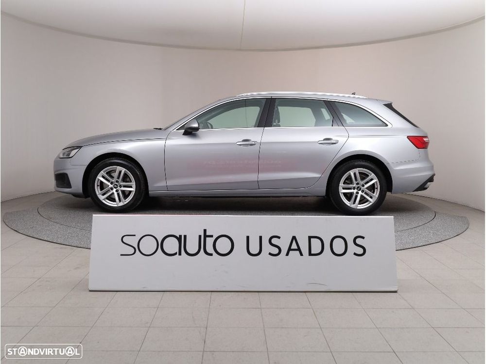 Audi A4 Avant 30 TDI Advanced S tronic - 4