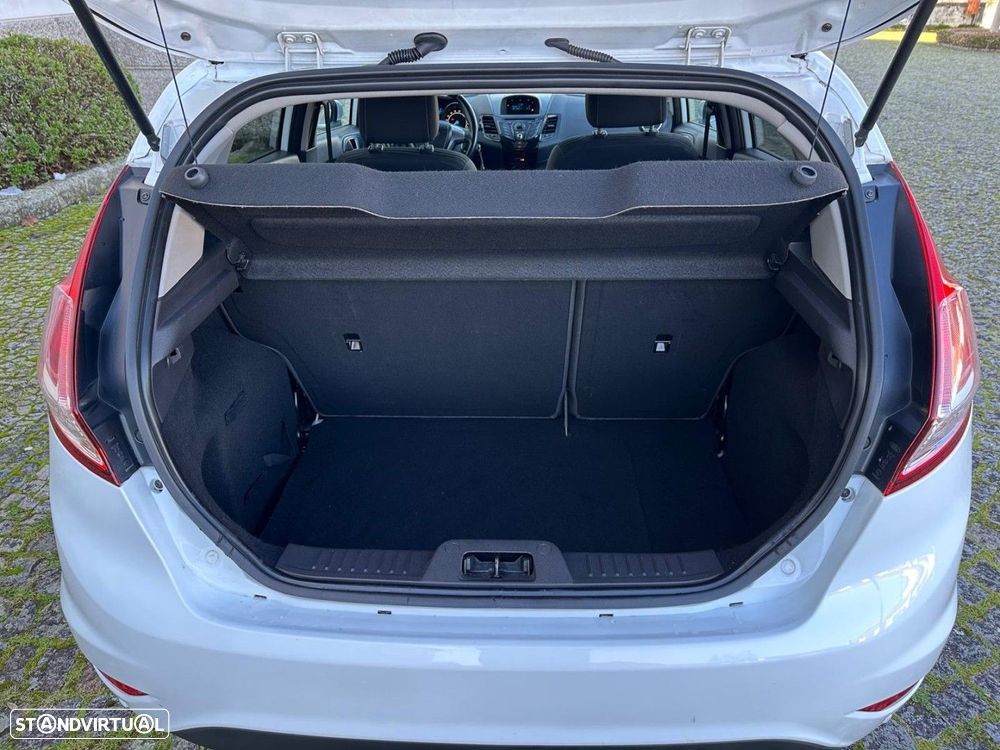 Ford Fiesta 1.0 T EcoBoost Titanium - 22