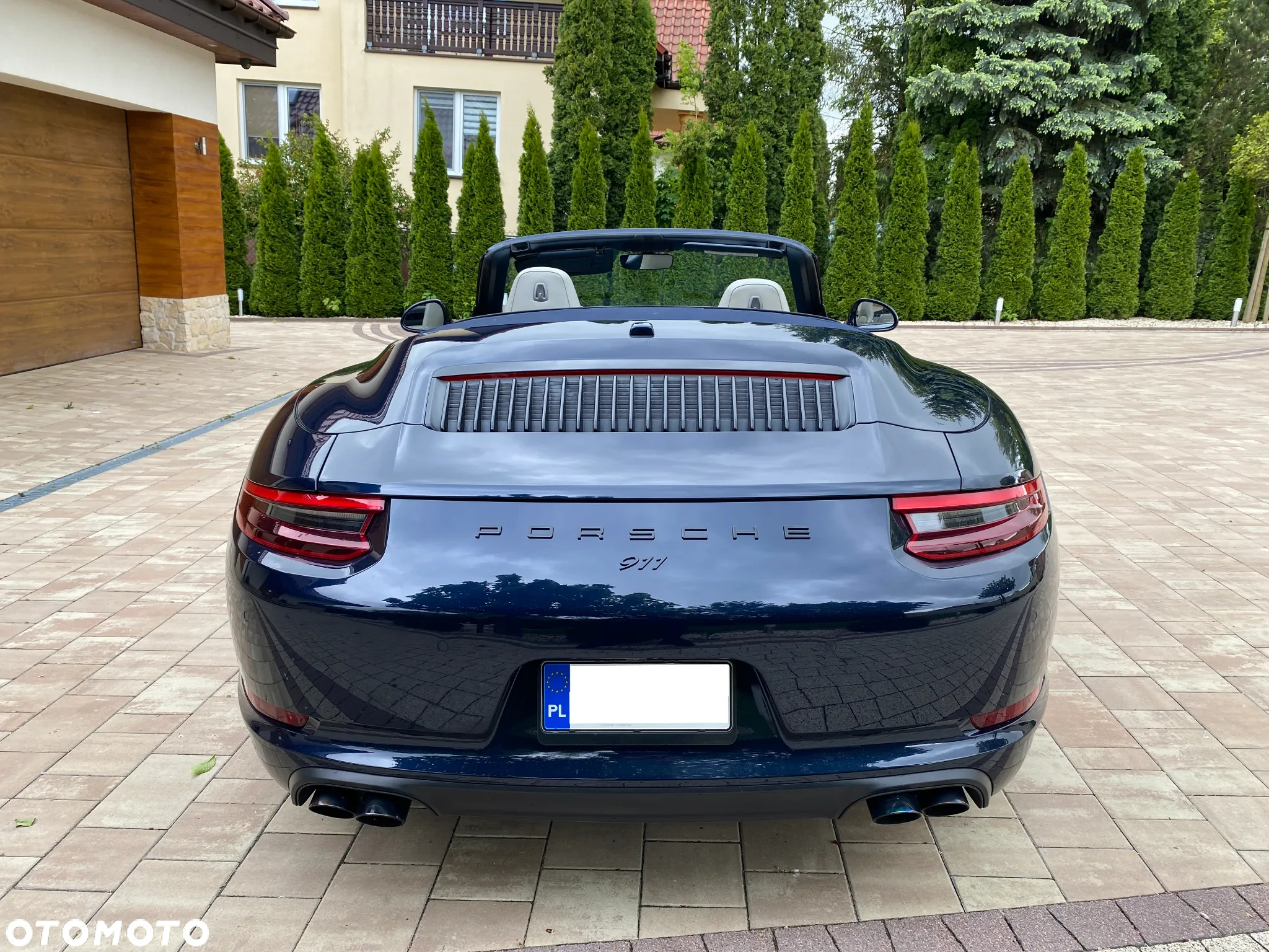 Porsche 911 Carrera PDK Cabrio - 7