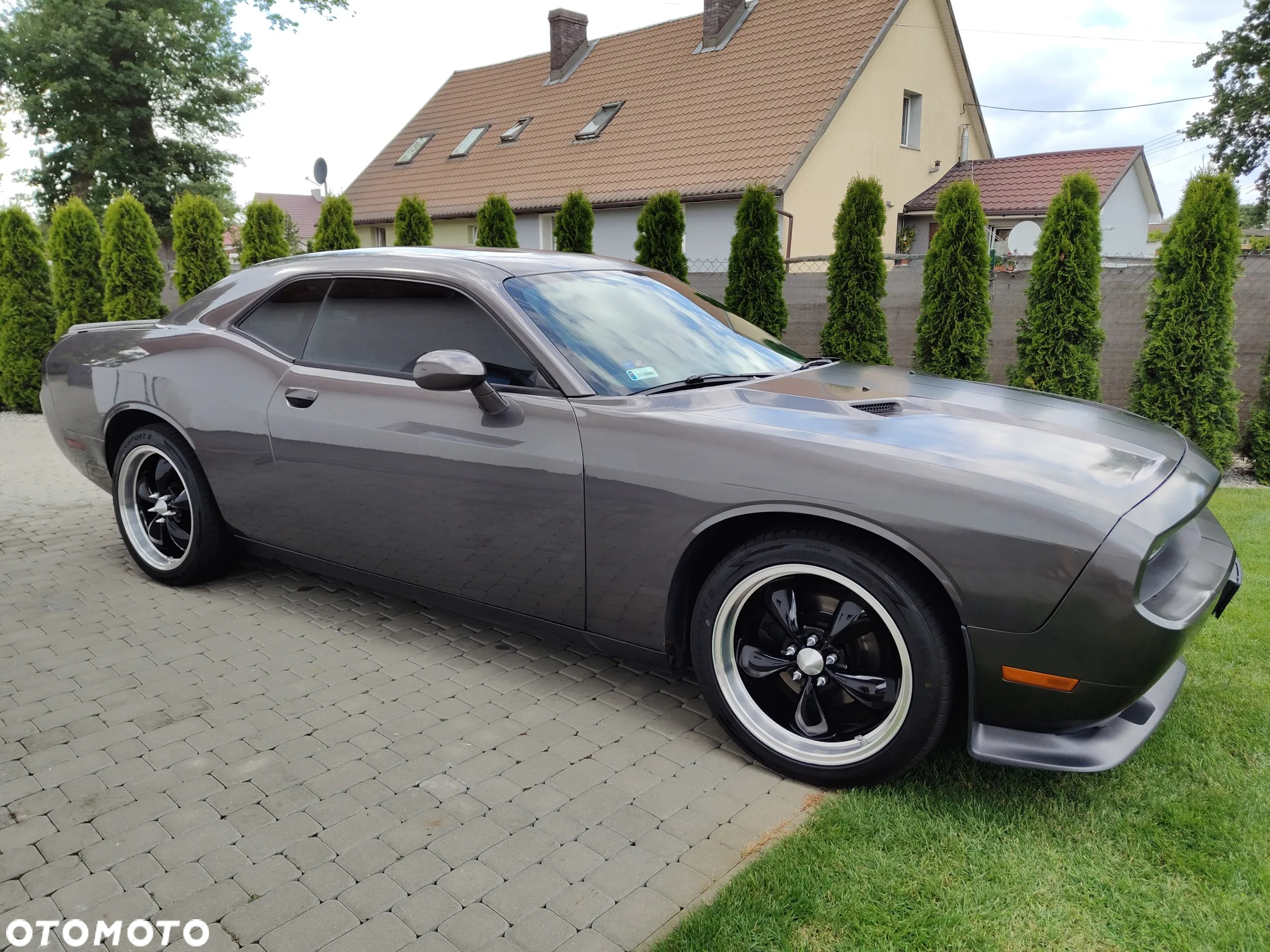 Dodge Challenger - 21