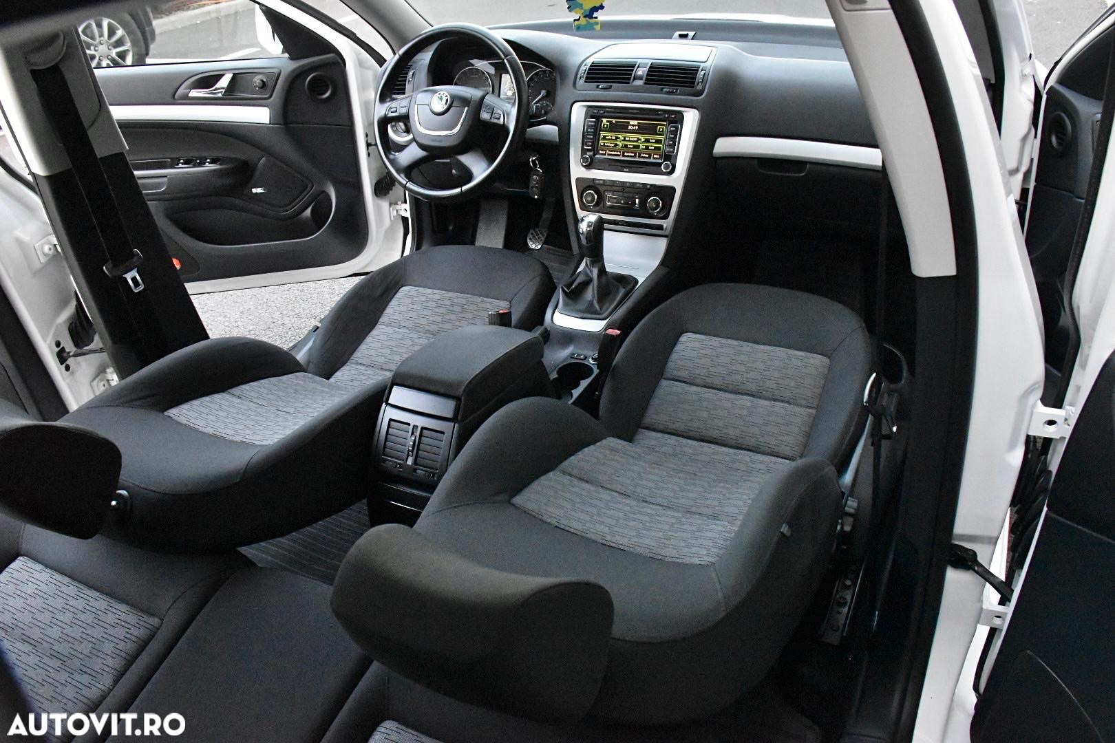 Skoda Octavia 2.0 TDI Elegance - 10