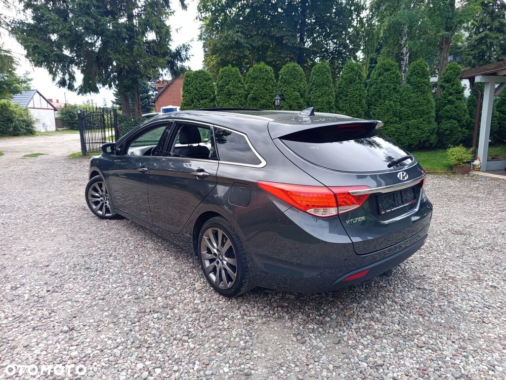Hyundai i40 1.7 CRDi Comfort + - 25