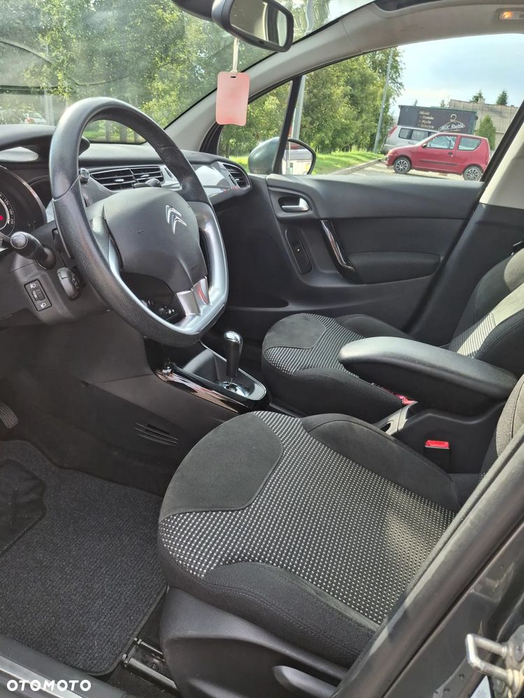 Citroën C3 1.2 PureTech Exclusive ETG - 10