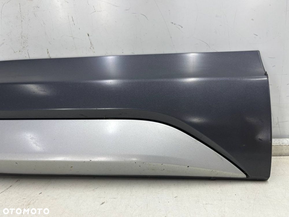Listwa Audi Q3 I 8u 11-18r. prawa przednia dolna nakładka drzwi boczna prawy przód 8U0853960 - 9