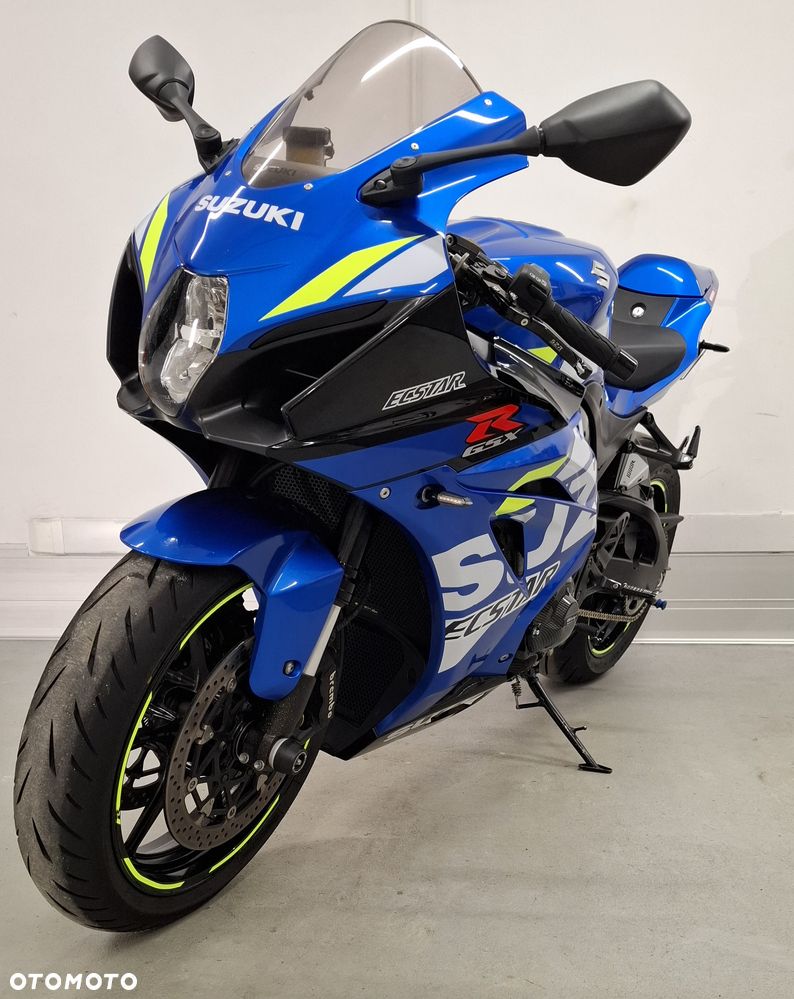 Suzuki GSX-R - 4