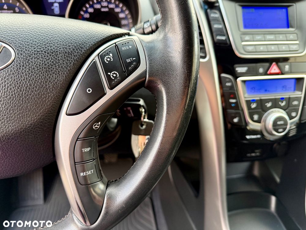 Hyundai i30 1.6 Trend - 20