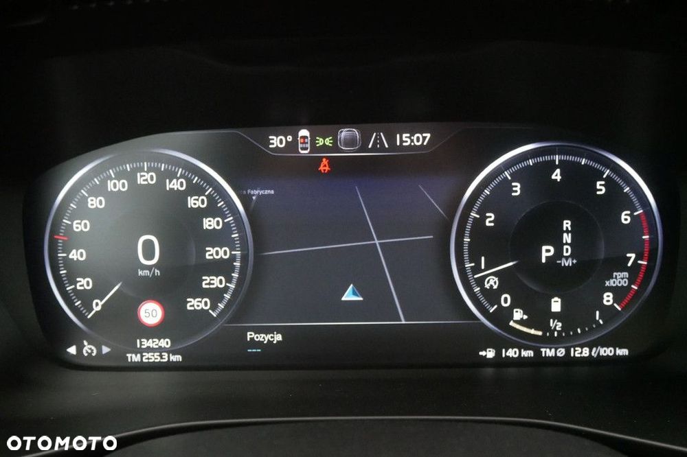 Volvo XC 40 - 9
