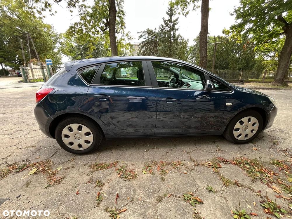 Opel Astra 1.7 CDTI DPF (119g) Edition - 6