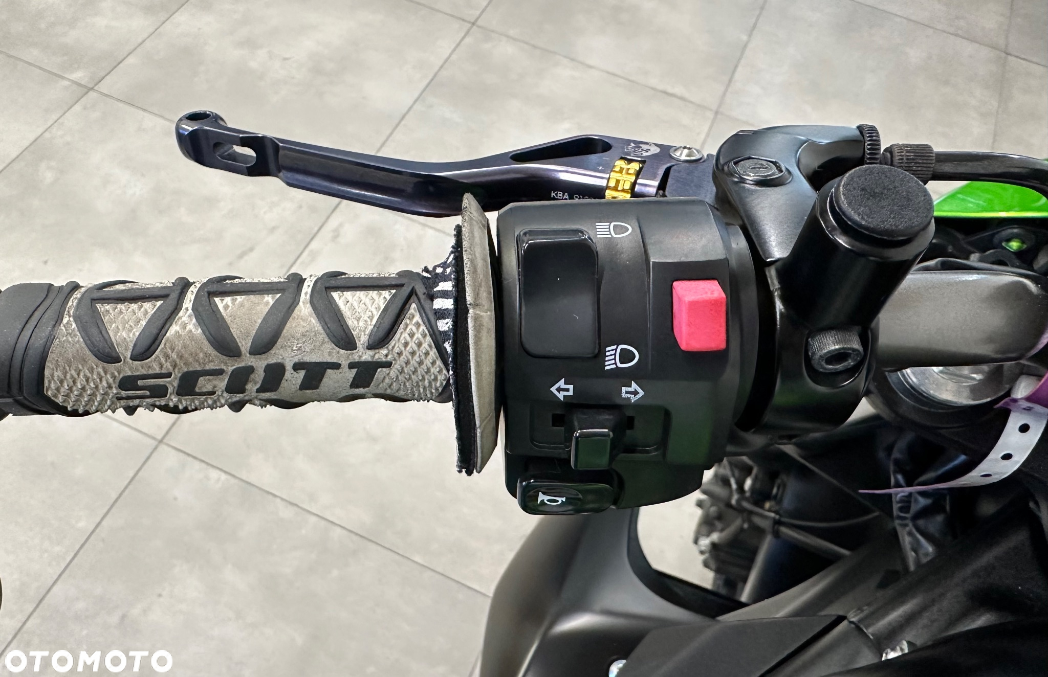 Kawasaki ER - 7