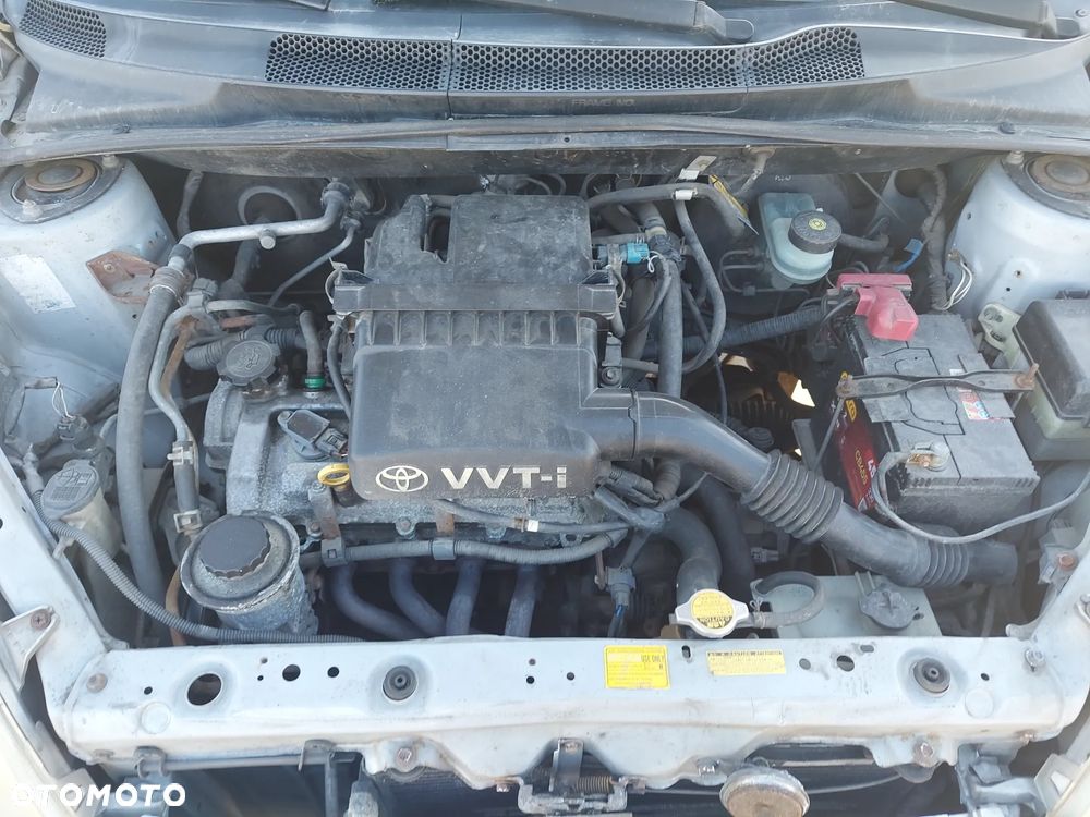 Toyota Yaris 1.0 Luna - 12