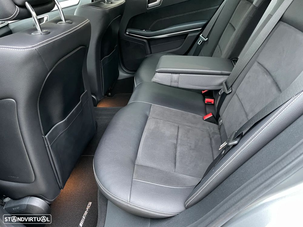 Mercedes-Benz E 300 Bluetec Hybrid Avantgarde - 36