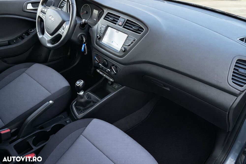 Hyundai i20 1.2 Highway+ - 6