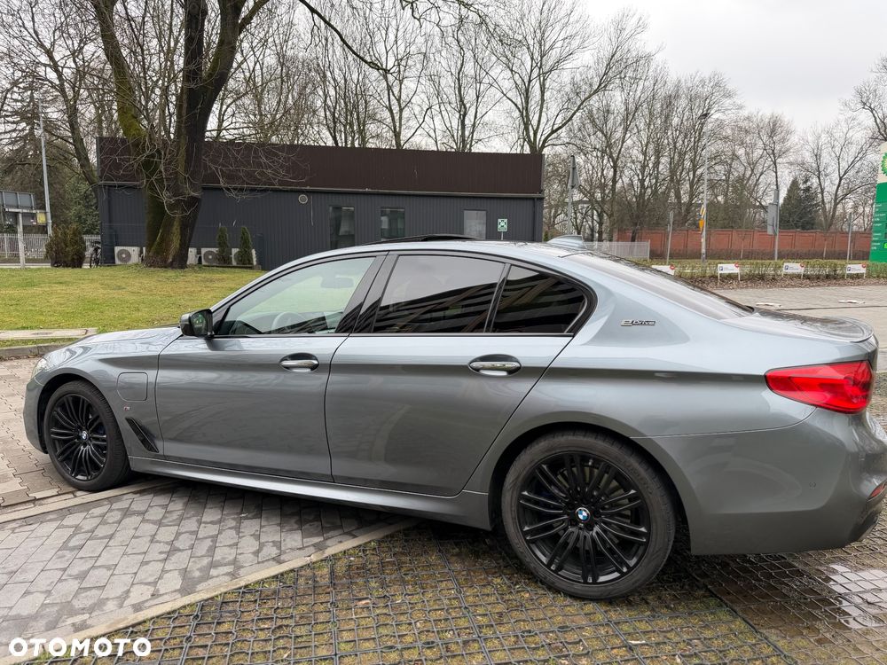 BMW Seria 5 530e iPerformance M Sport sport - 11
