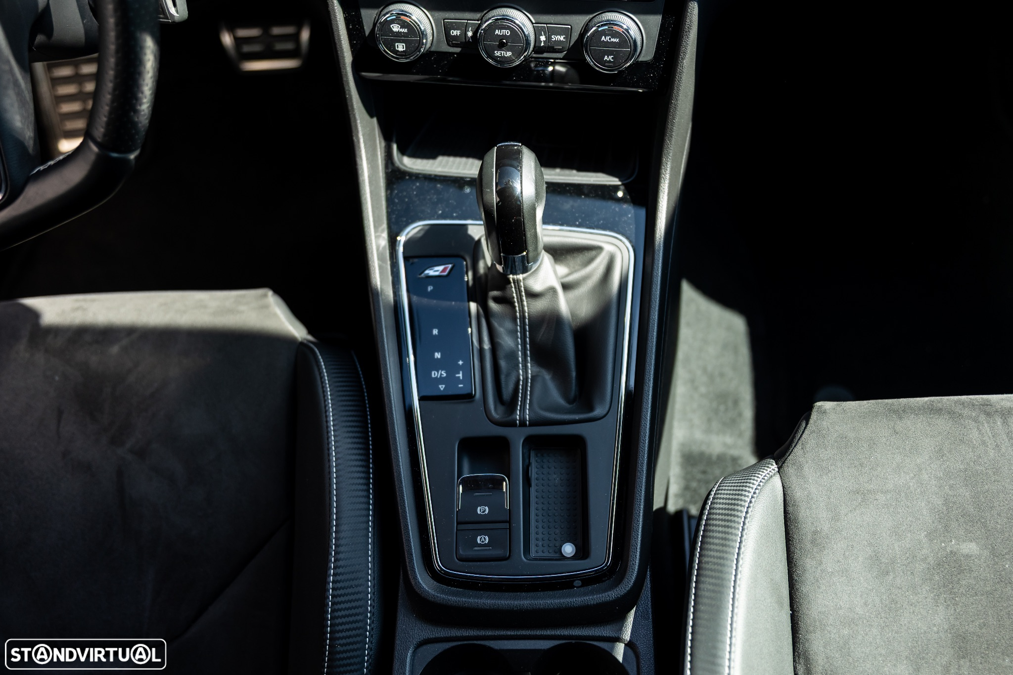 SEAT Leon 2.0 TSI S&S DSG Cupra 300 - 18