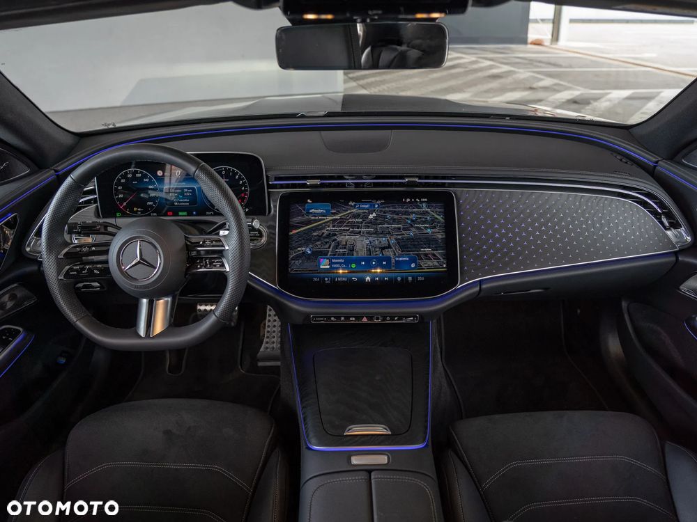 Mercedes-Benz Klasa E 300de 4Matic 9G-TRONIC AMG Line NIGHT Edition - 13