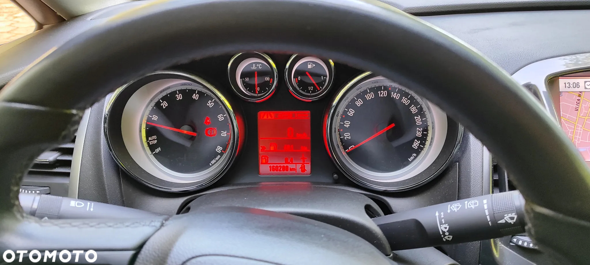 Opel Astra IV 1.6 T SIDI Cosmo S&S - 13