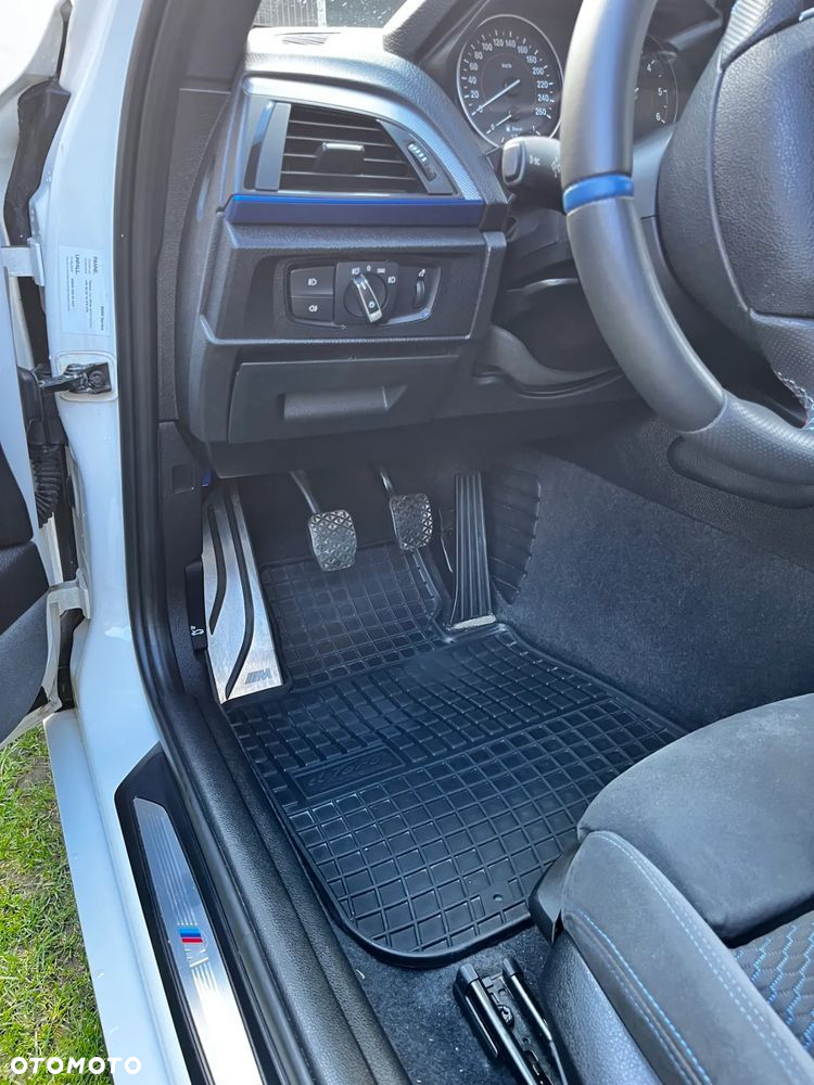 BMW Seria 1 116d - 21