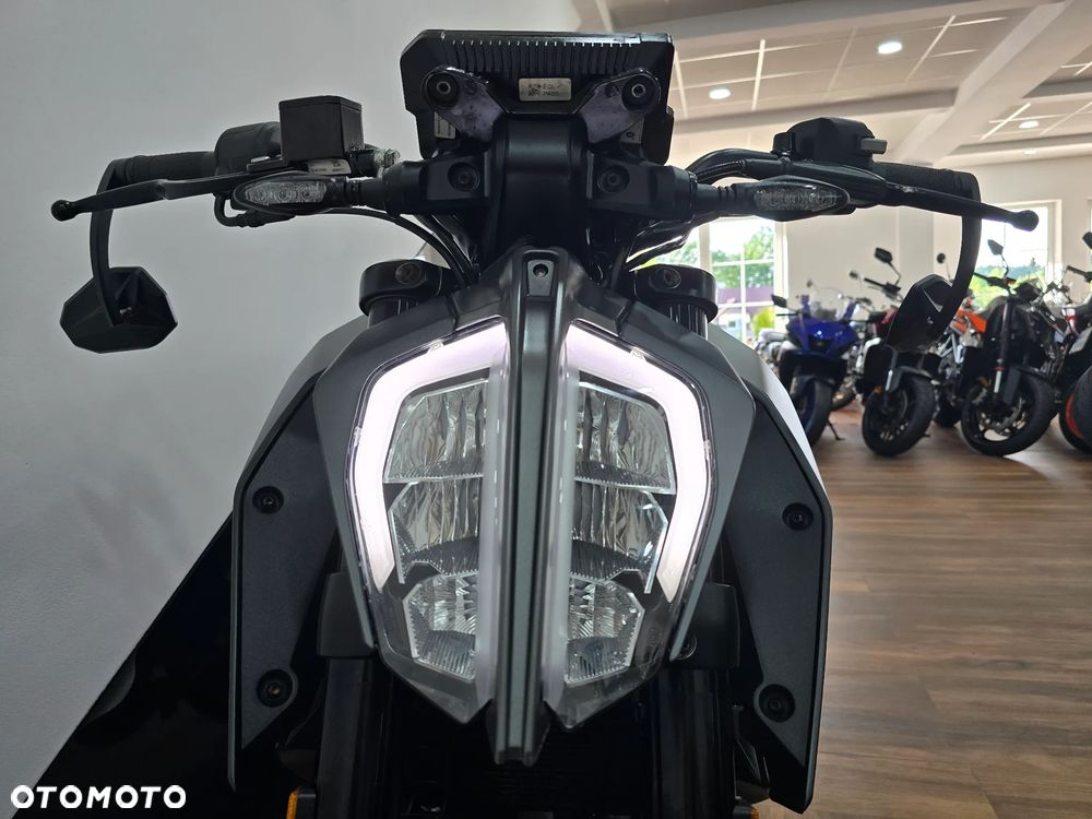 KTM Duke - 22