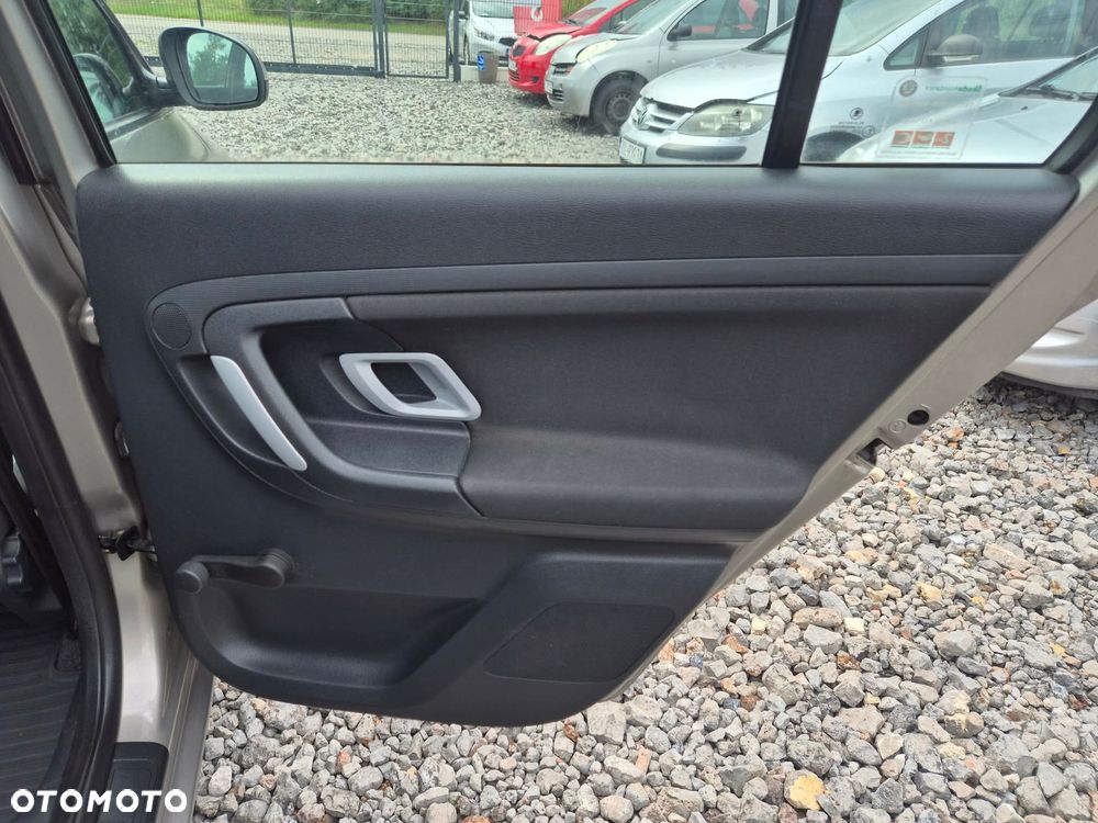 Skoda Fabia 1.4 16V Comfort - 16