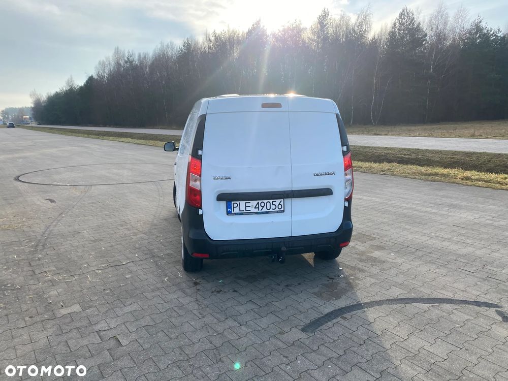 Dacia Dokker - 10
