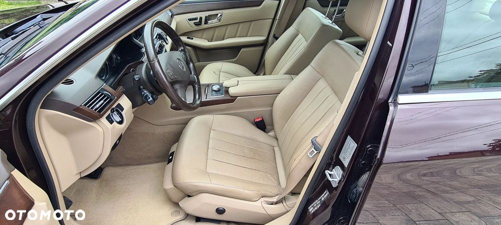 Mercedes-Benz Klasa E 350 CDI 4-Matic BlueEff Avantgarde - 9