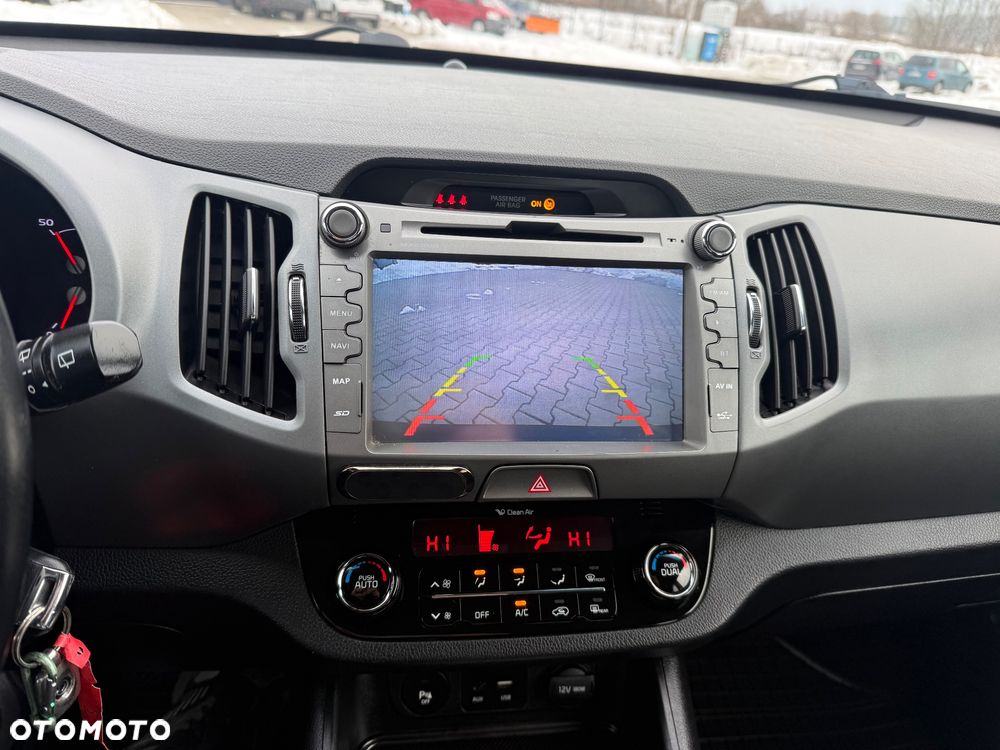 Kia Sportage 1.7 CRDI 2WD Dream-Team Edition - 21