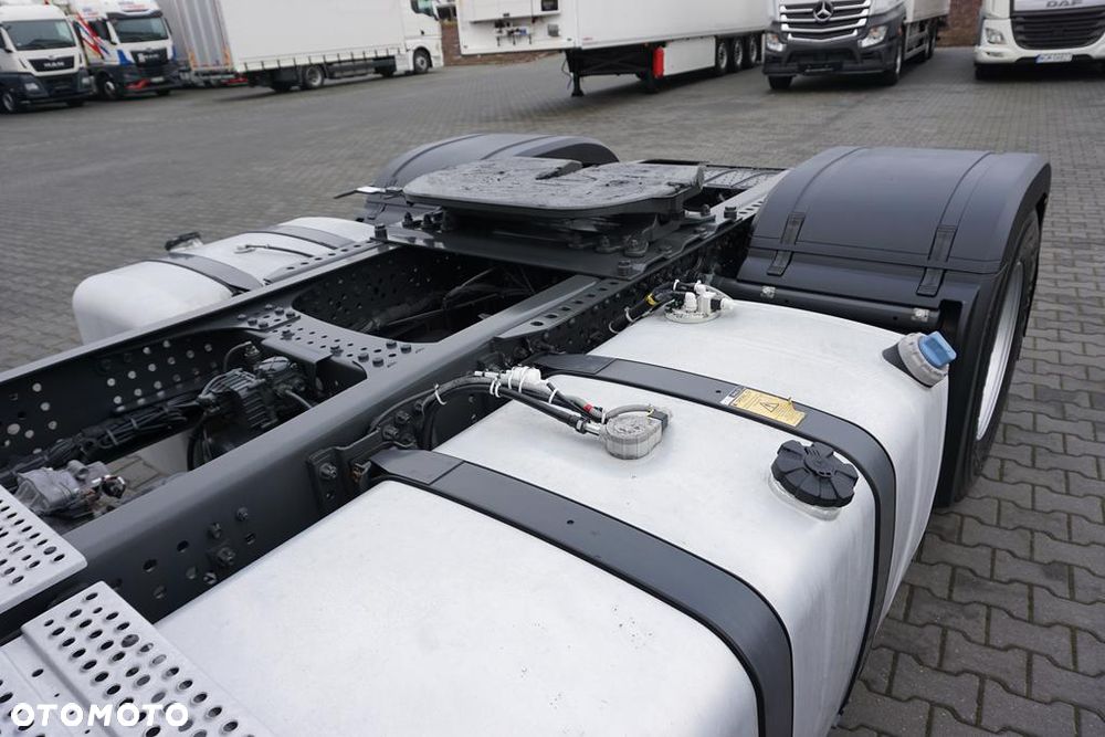 Mercedes-Benz ACTROS / 1851 / EURO 6 / ACC / BIG SPACE - 30