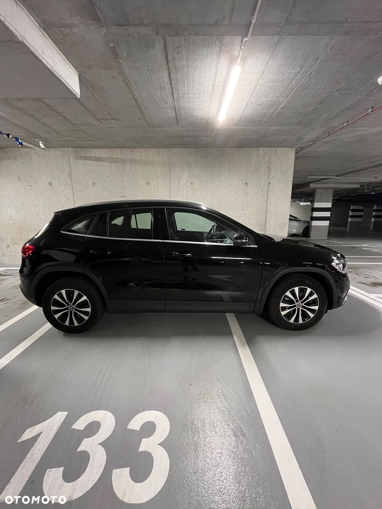 Mercedes-Benz GLA 200 Style - 3