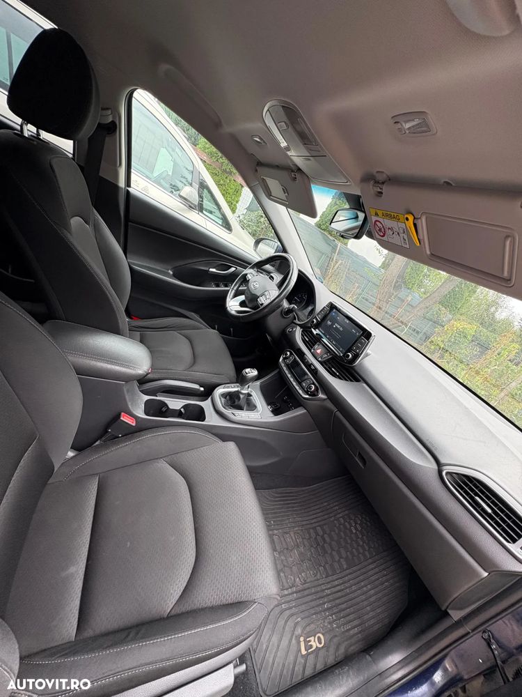 Hyundai i30 1.0 T-GDI 120CP 5DR M/T Highway - 5
