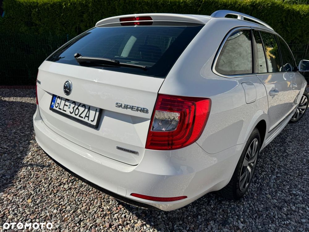 Skoda Superb 1.6 TDI Elegance Greenline - 9