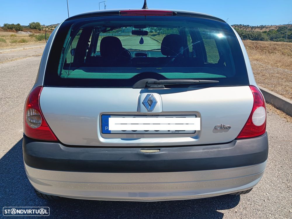 Renault Clio 1.2 16V S - 4
