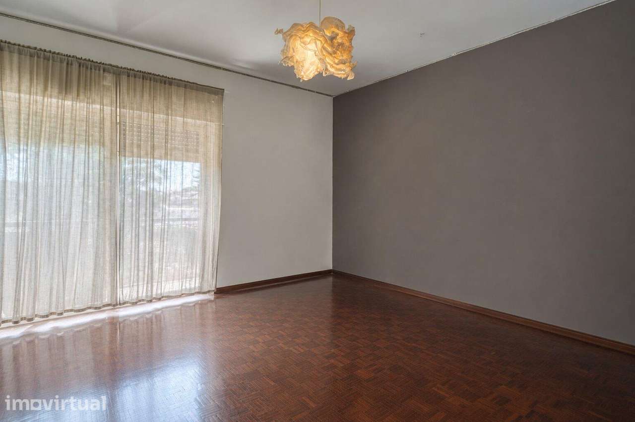 Moradia independente T8 com jardim, pomar e garagem | Nova Oeiras - Grande imagem: 5/60