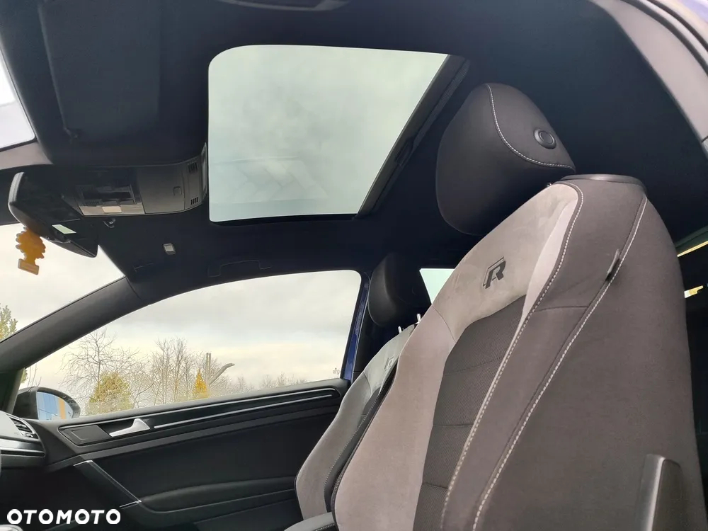 Volkswagen Golf R 4Motion (BlueMotion Technology) DSG - 29