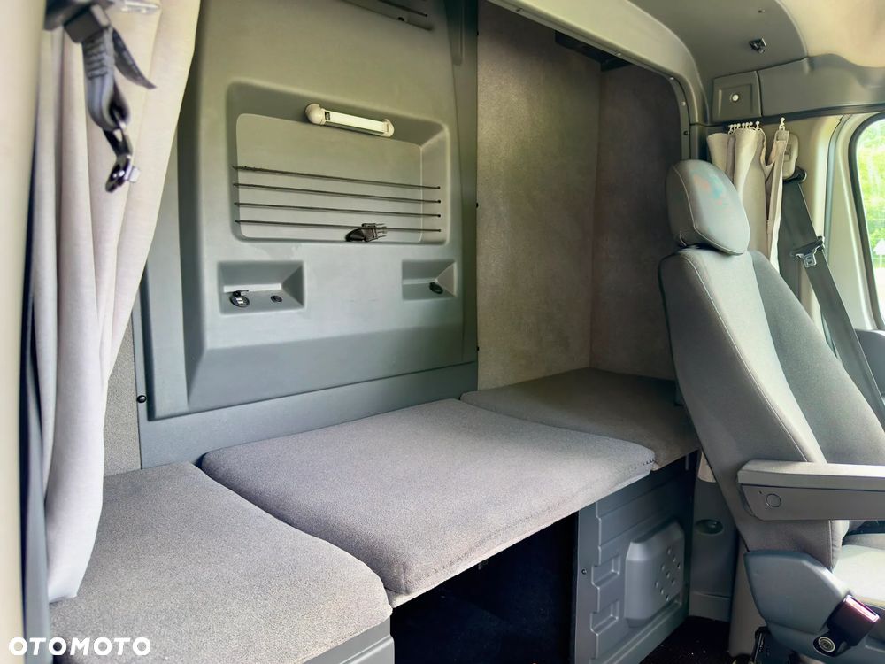 Renault Master 2.3 ,2024r, SALON POLSKA , WINDA Dhollandia ,Twin Cab poduszki, fotel pneumatyczny, gotowy do pracy ,bezwypadkowy - 9