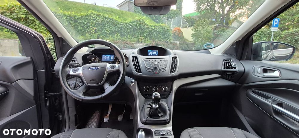 Ford Kuga - 19