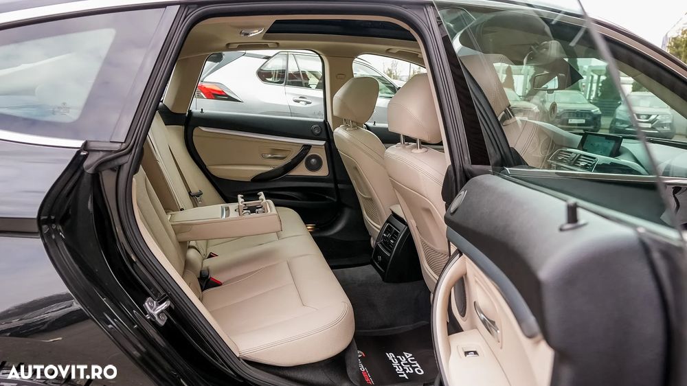 BMW Seria 3 320d xDrive Aut. Luxury Line - 31