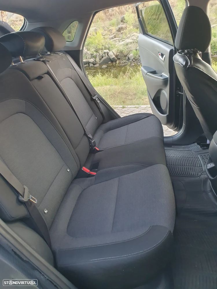 Hyundai Kauai EV 64 kWh Vanguard - 15