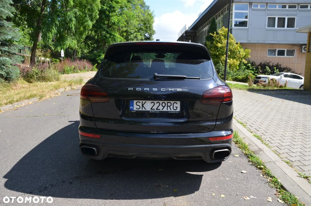 Porsche Cayenne Platinum Edition - 5