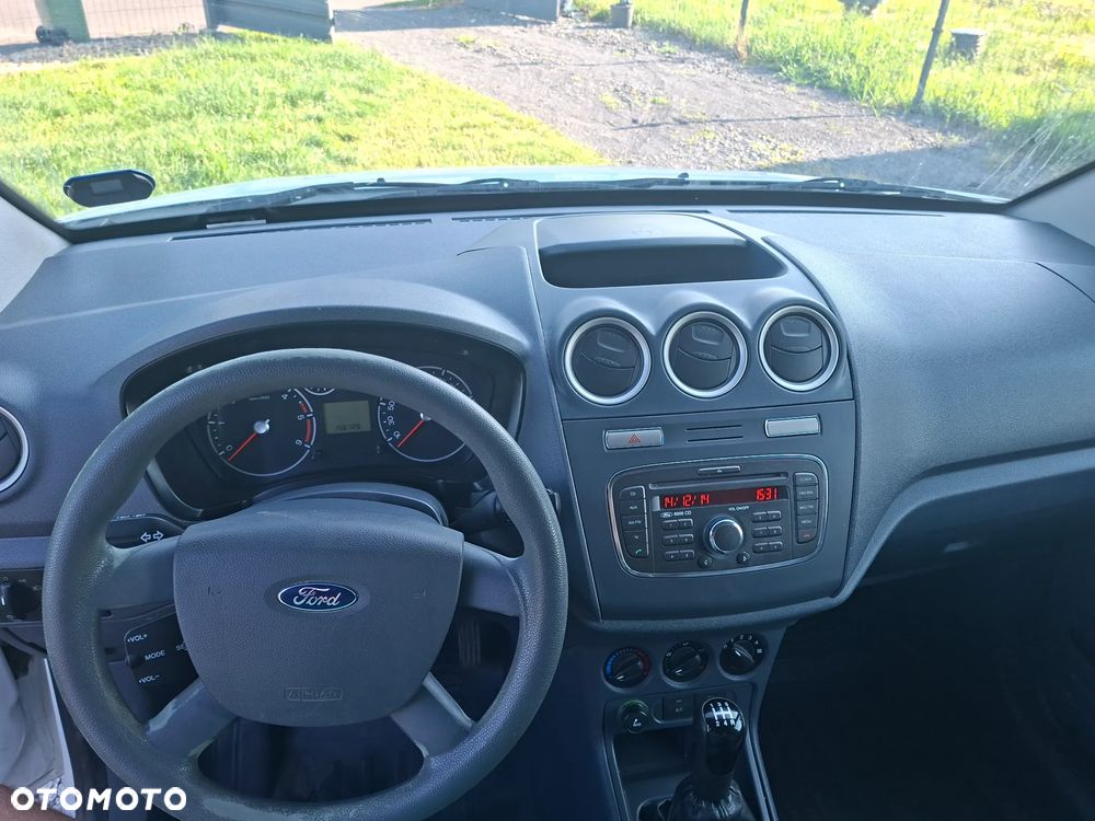 Ford Transit Connect - 36