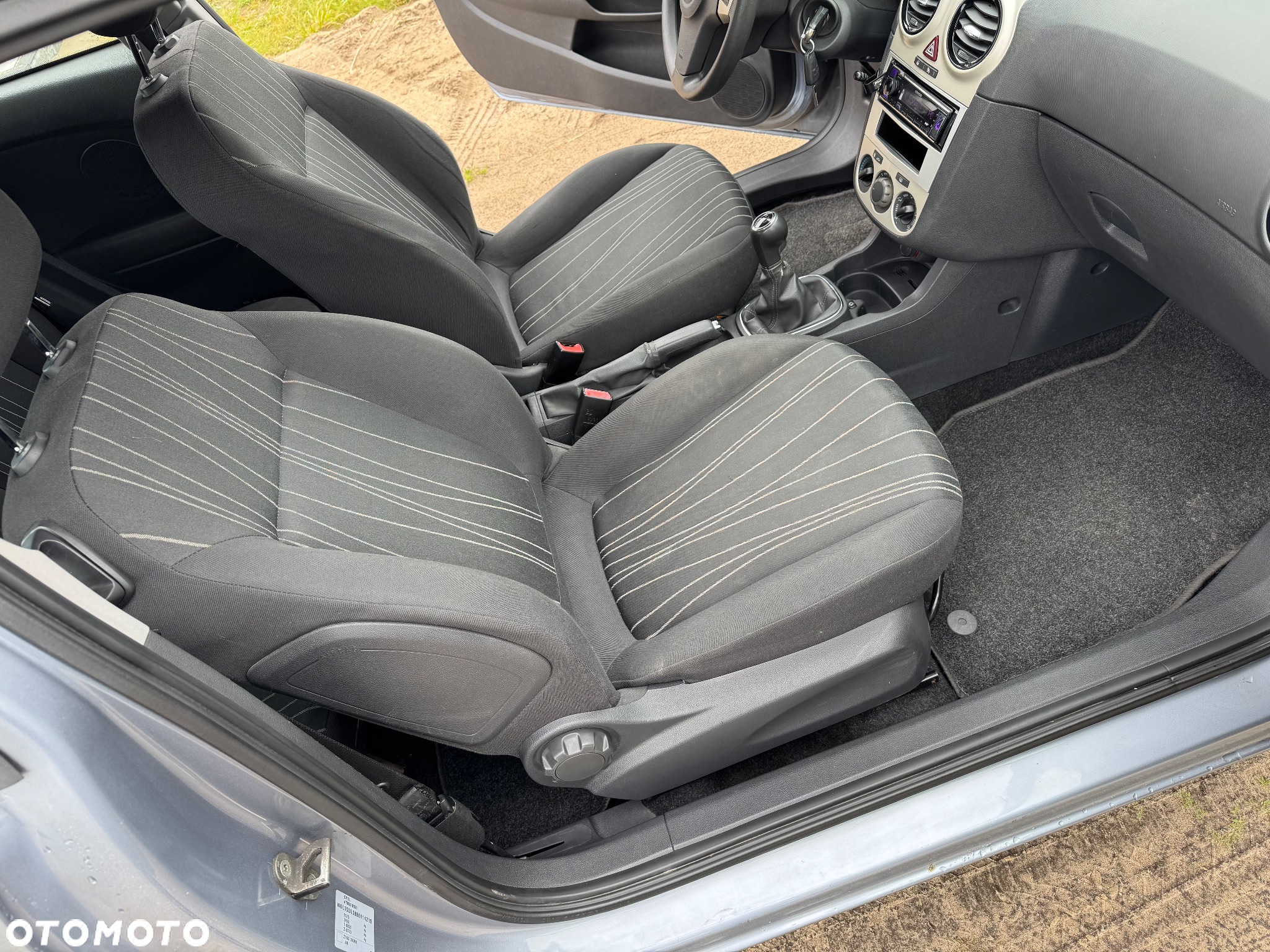 Opel Corsa 1.2 16V Cosmo - 14