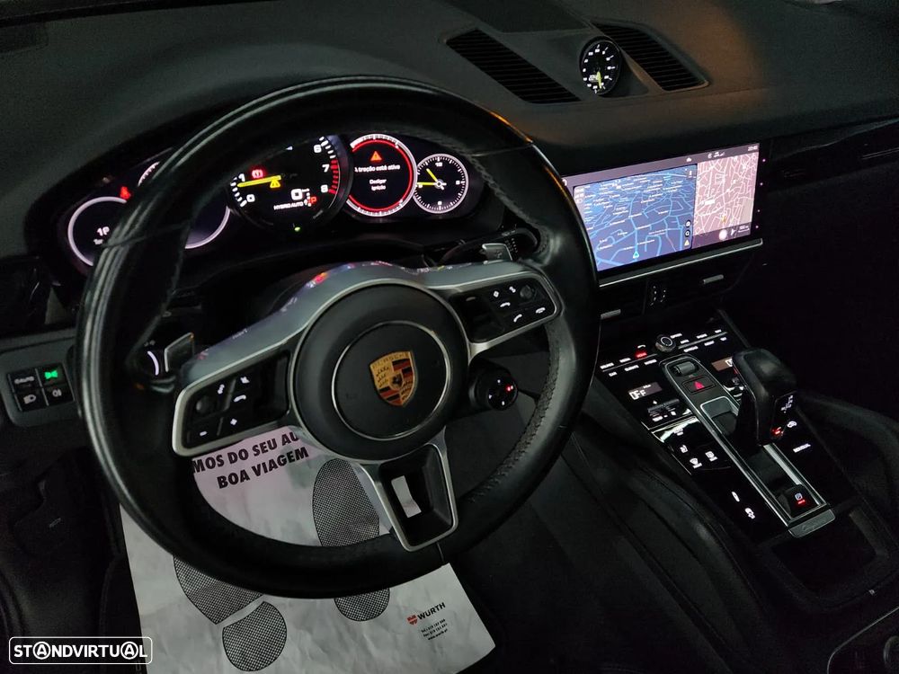 Porsche Cayenne Coupé E-Hybrid - 12