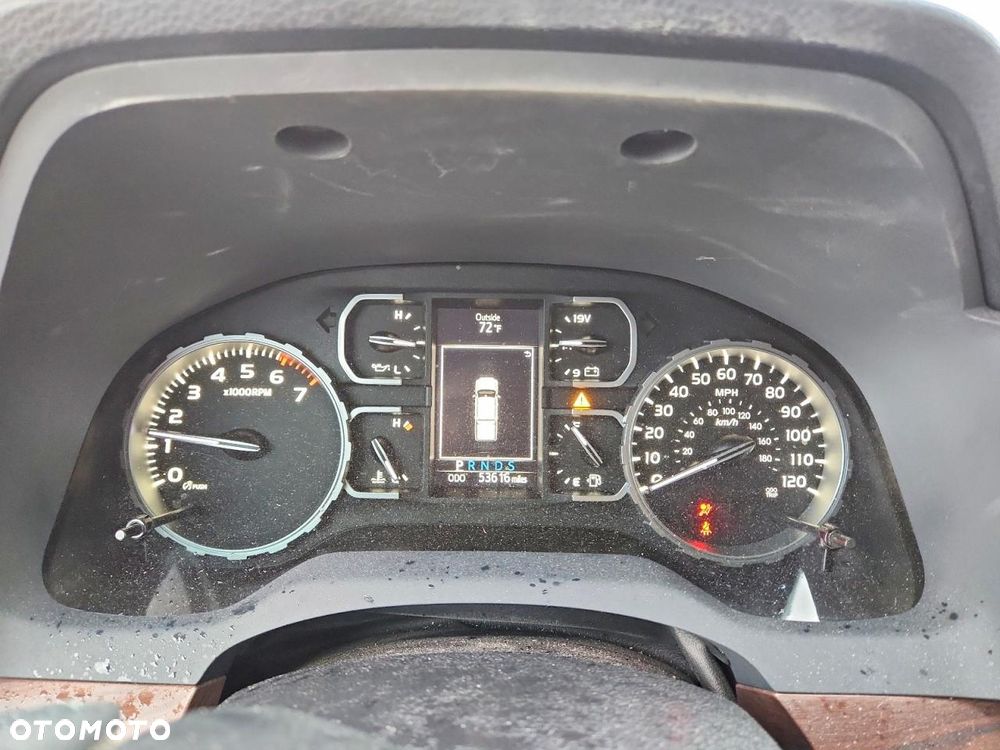 Toyota Tundra - 10