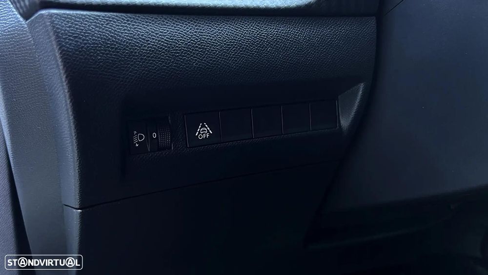 Peugeot 2008 BlueHDi 110 Active Pack - 15